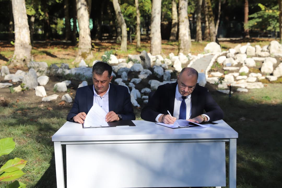 ზუგდიდის ბოტანიკურ ბაღში “აფხაზეთის კუთხე” გაიხსნა