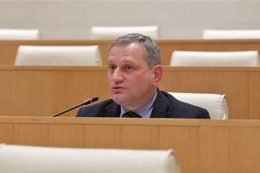 არმაზ ახვლედიანი – პრეზიდენტი რომც გაანეიტრალონ, ჩვენ მაინც არ გავჩერდებით