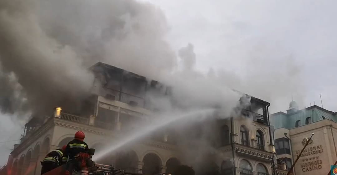 სასტუმრო “ამბასადორში” ხანძართან დაკავშირებით გამოძიება 187-ე მუხლით დაიწყო