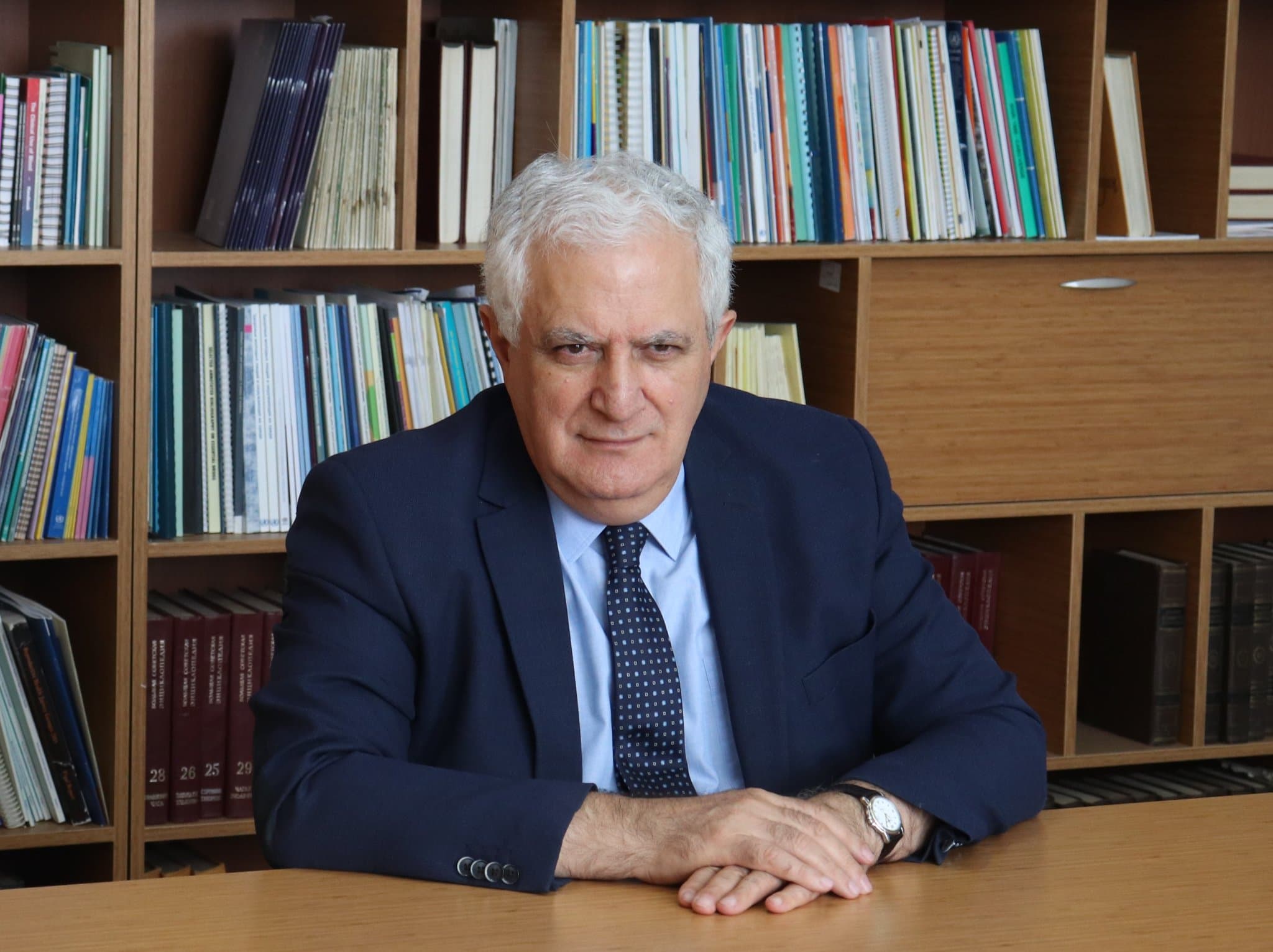 Frontnews image description