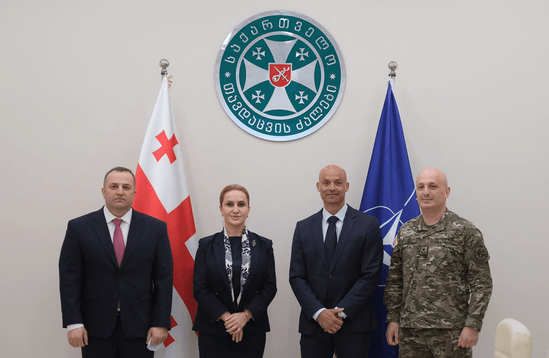 საქართველოს თავდაცვის სამინისტრომ ჯეიმს აპატურაის უმასპინძლა