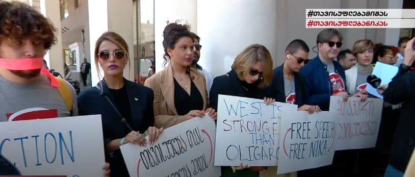 Frontnews image description