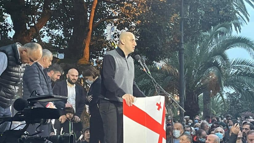 ბათუმში ოპოზიციის აქცია მიმდინარეობს