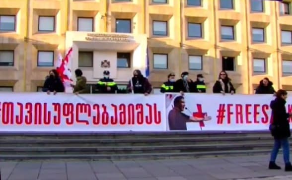 Frontnews image description