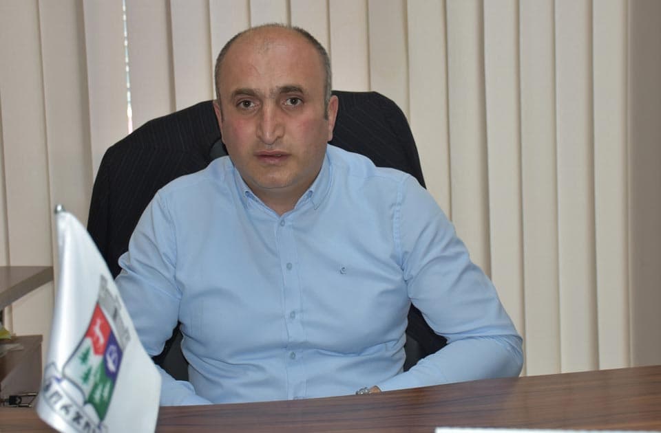 ბორჯომის მერი – ცეცხლის კერები არ არის დასახლებულ პუნქტთან ახლოს, დილით ველოდებით ოთხ ეკიპაჟს ვერტმფრენებს