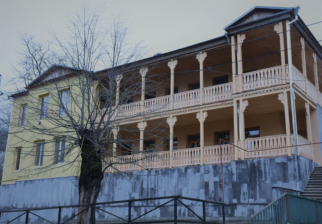 ახალდაბაში, რუსთაველის ქუჩაზე კულტურის ცენტრის რეაბილიტაცია დასრულდა
