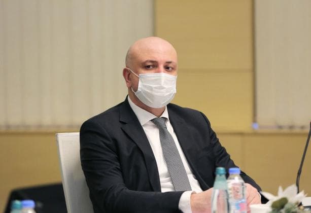 ზურაბ აზარაშვილი – მათი ფუნქციებიდან, დატვირთულობიდან და სამუშაო დღიდან გამომდინარე, ხელფასი ადეკვატურია