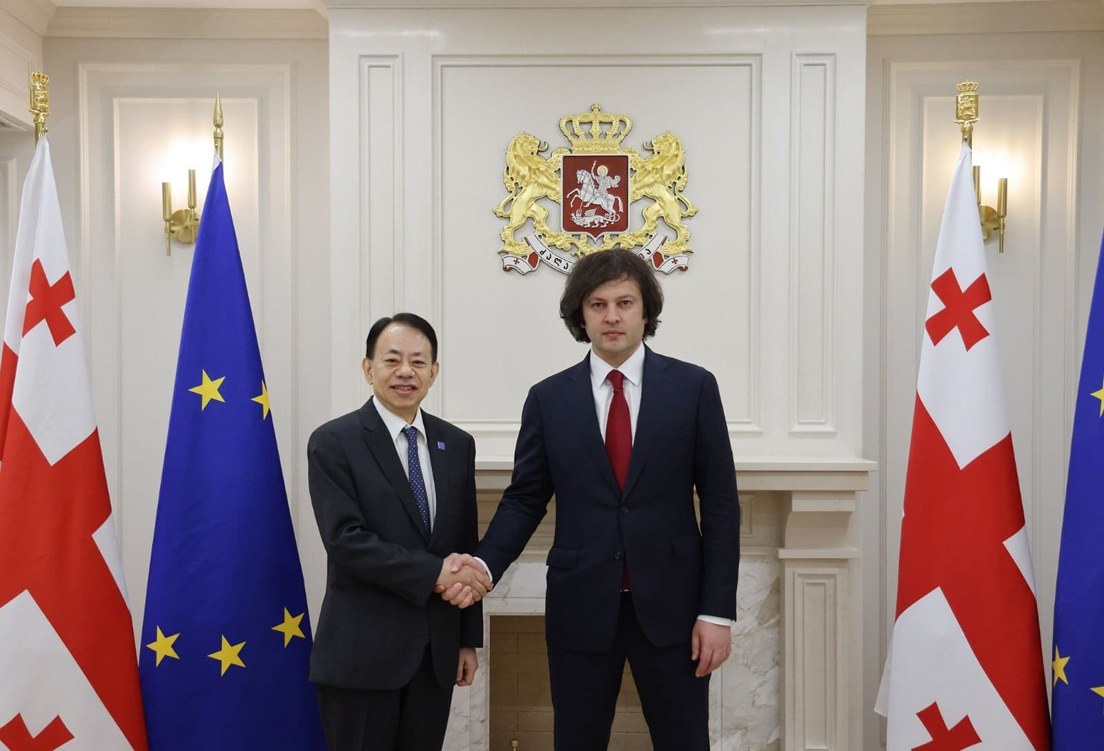 Frontnews image description