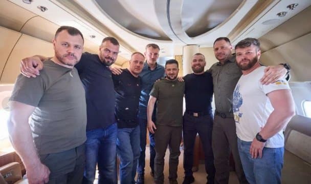 Frontnews image description