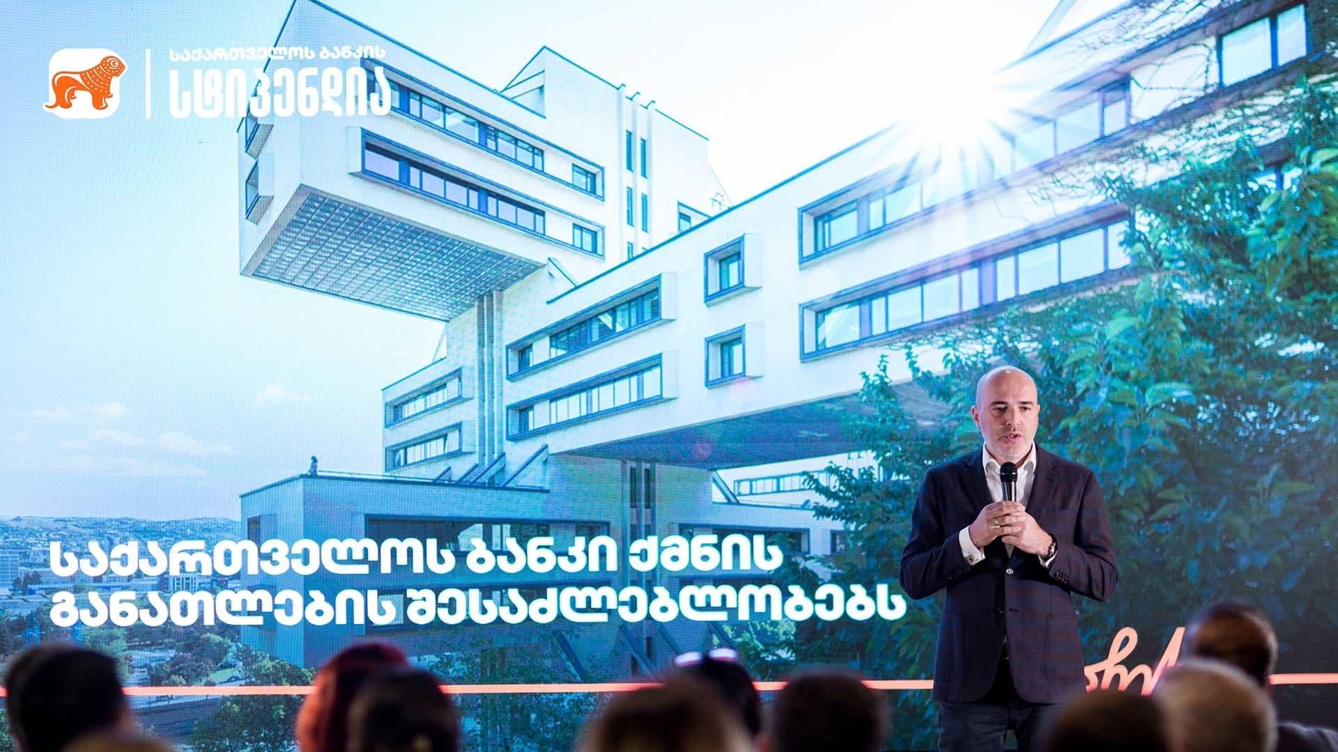 Frontnews image description