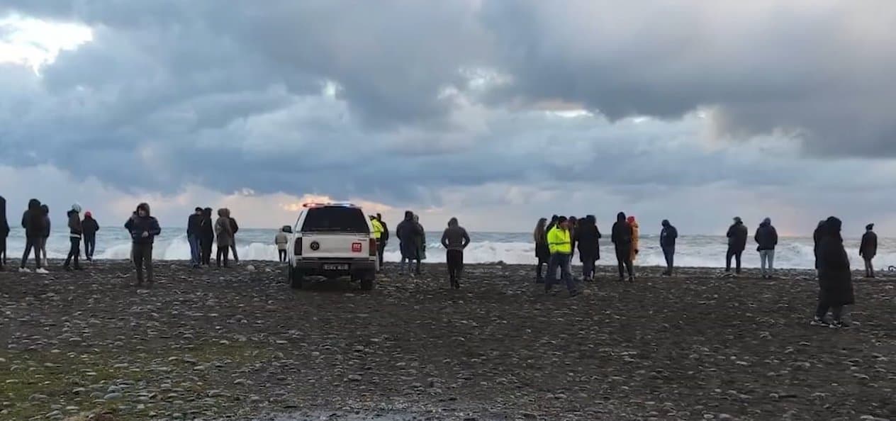 Frontnews image description