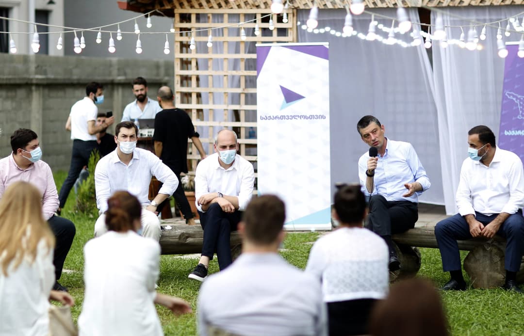 გიორგი გახარიამ ბათუმში, ახალგაზრდებთან პარტია “საქართველოსთვის” პროგრამა განიხილა