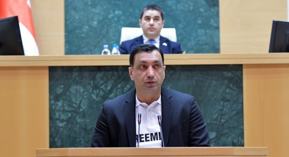 ლევან ბეჟაშვილი – ის, რაც “ქართულმა ოცნებამ“ განაცხადა ირაკლი კობახიძის პირით, დაემსგავსება ისევ რეპრესიებს ოპოზიციის წინააღმდეგ