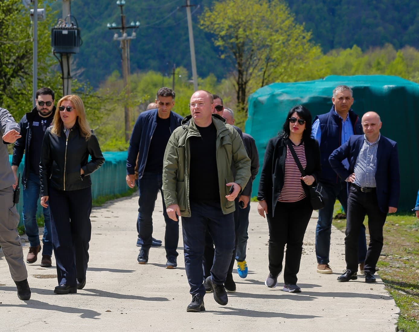 Frontnews image description