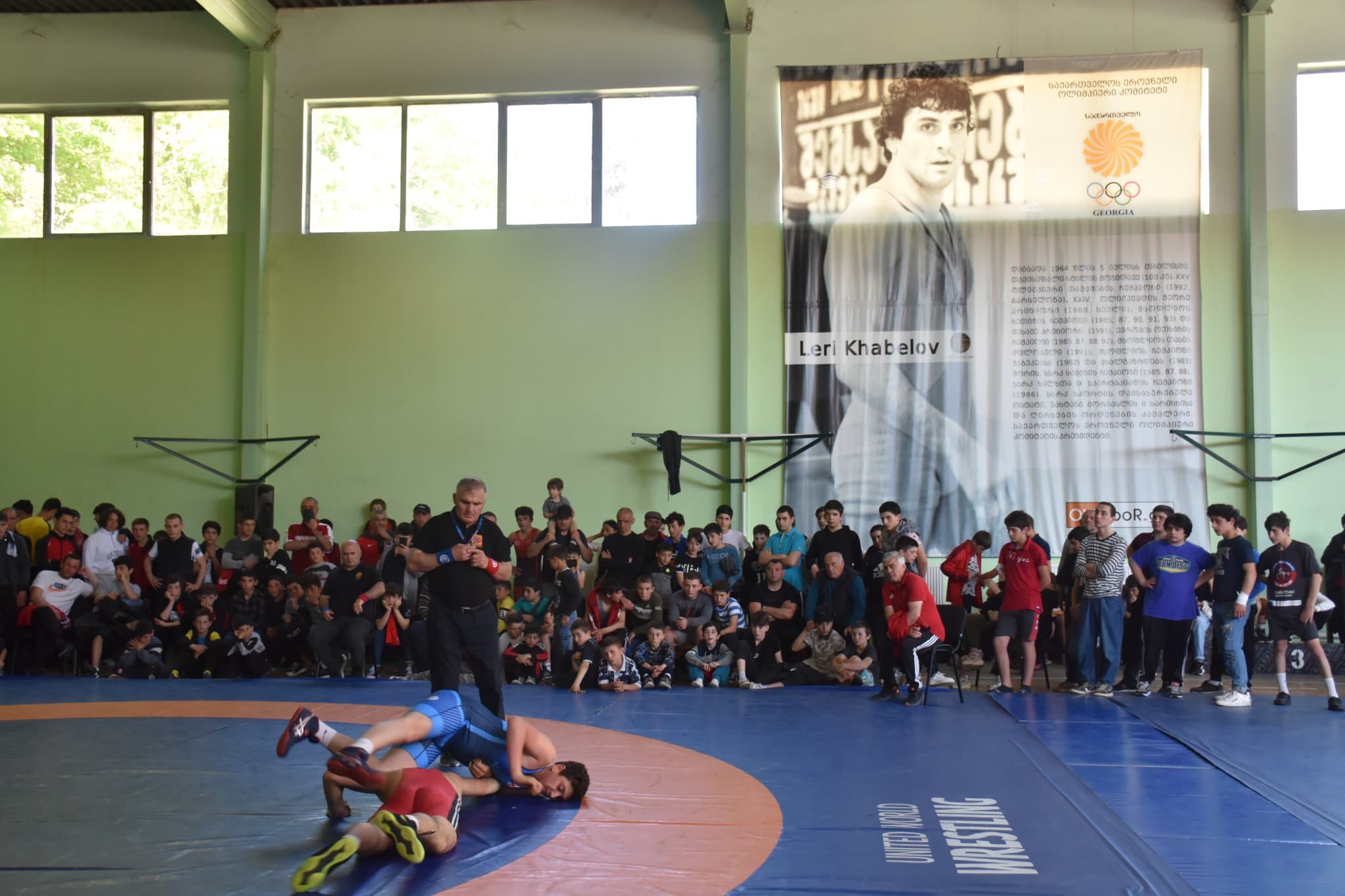 Frontnews image description