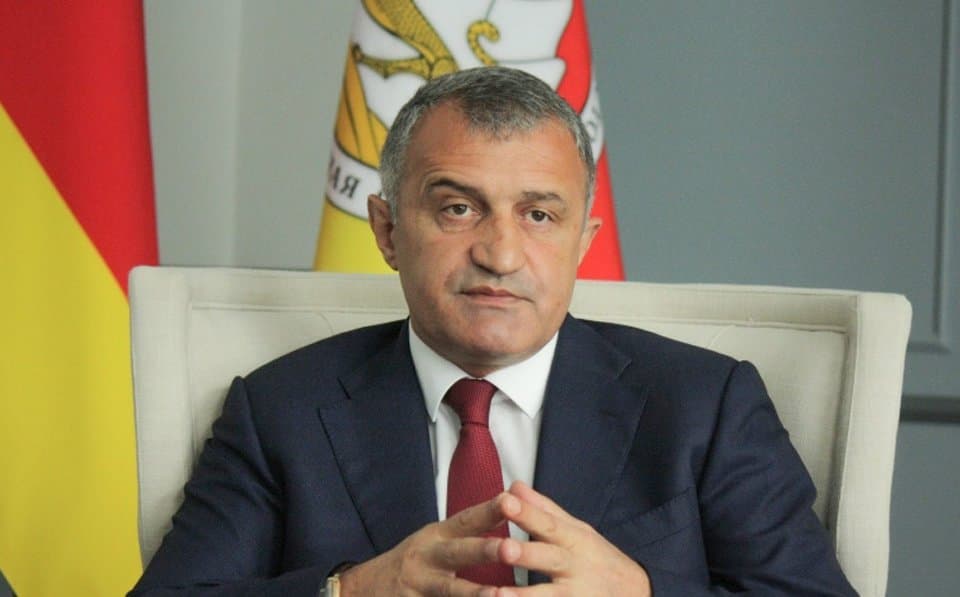 ბიბილოვის პარტია აცხადებს, “საარჩევნო დარღვევების” გამო ე.წ. პარლამენტში არ შევა