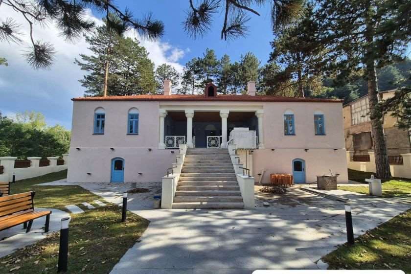 ლესია უკრაინკას სახელობის მუზეუმ-ბიბლიოთეკის რეკონსტრუქცია დასკვნით ეტაპზეა