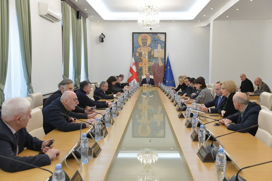 პარლამენტი, “მინისტრის საათის” ფორმატში, შერიგებისა და სამოქალაქო თანასწორობის საკითხებში სახელმწიფო მინისტრს მოუსმენს