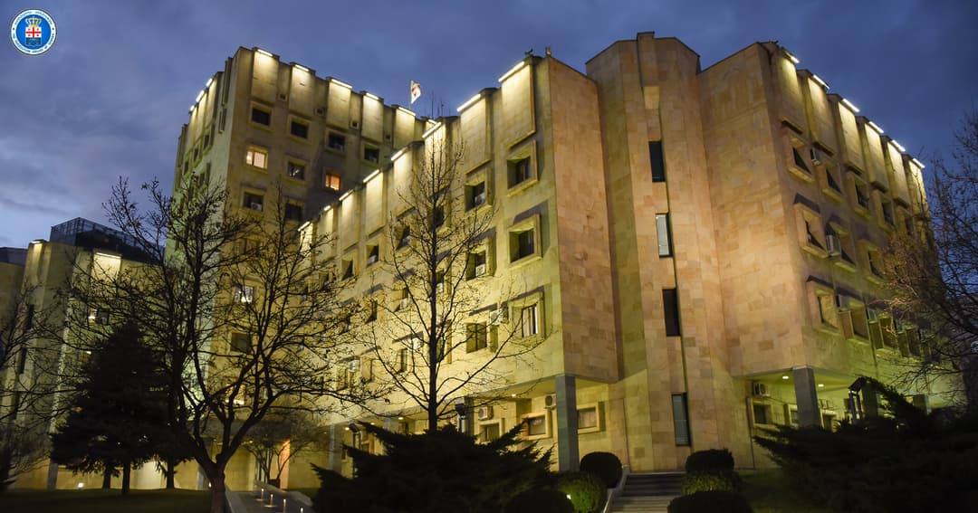 ნაფიცმა მსაჯულებმა მკვლელობის საქმეზე ბრალდებული დამნაშავედ ცნეს