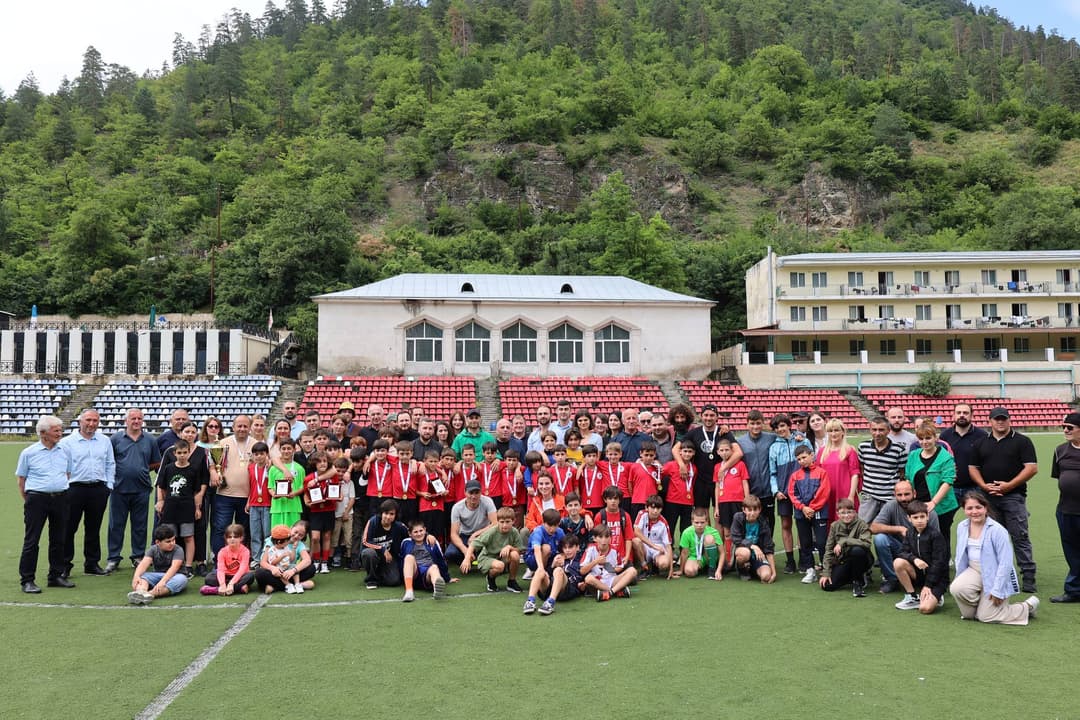 ბორჯომის სასპორტო სკოლის გუნდმა მეფე დავითის თასის პირველობაზე ფეხბურთში, გამარჯვება მოიპოვა