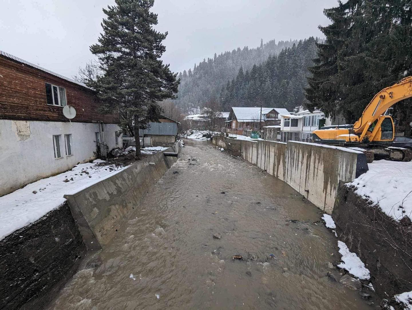 Frontnews image description