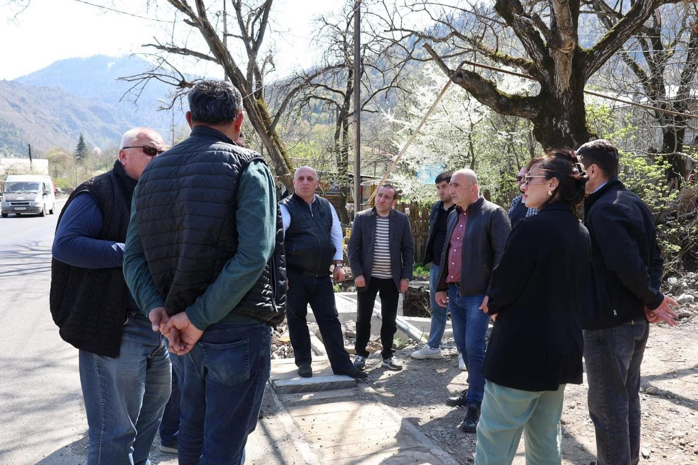 Frontnews image description