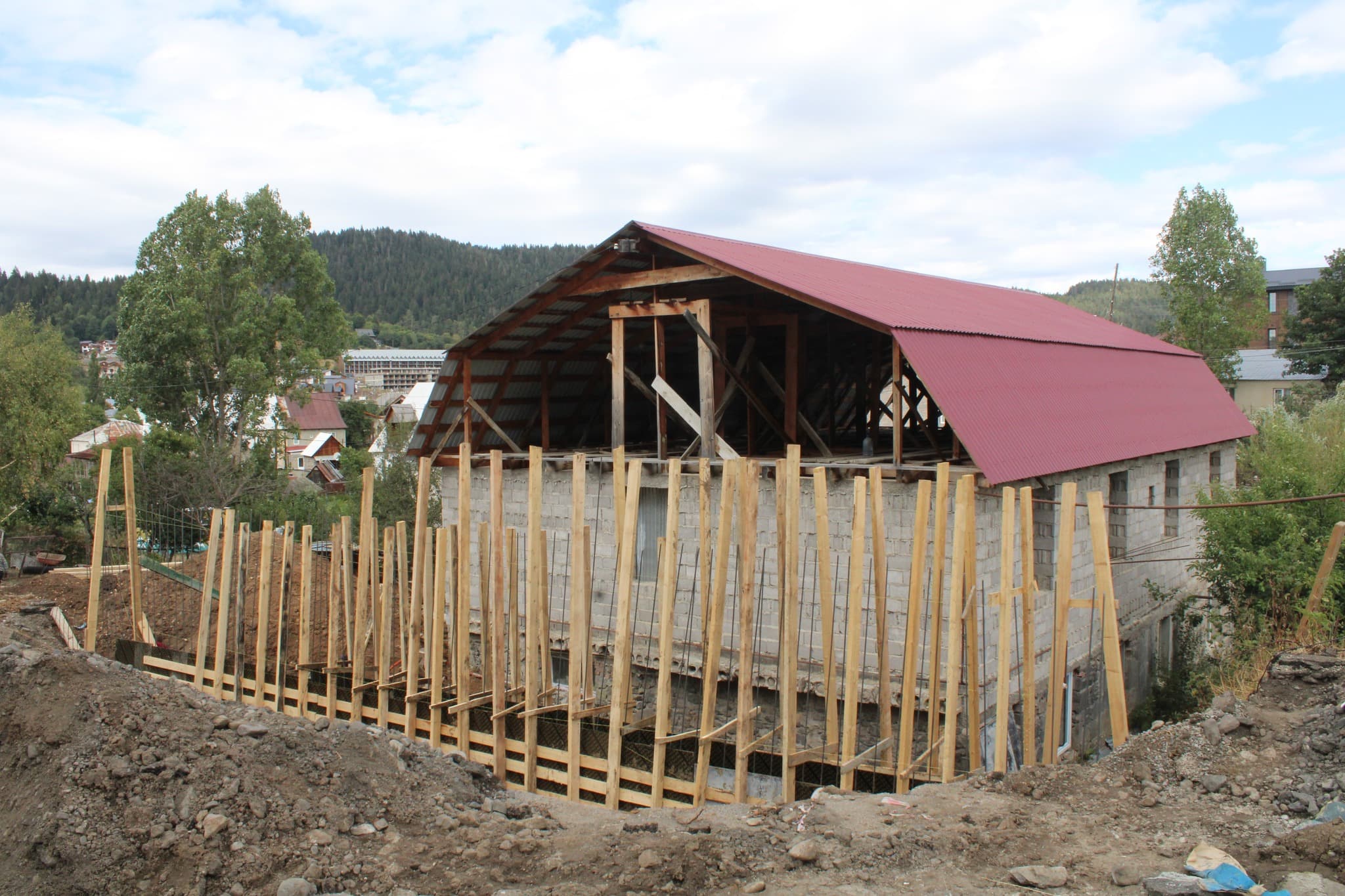 Frontnews image description