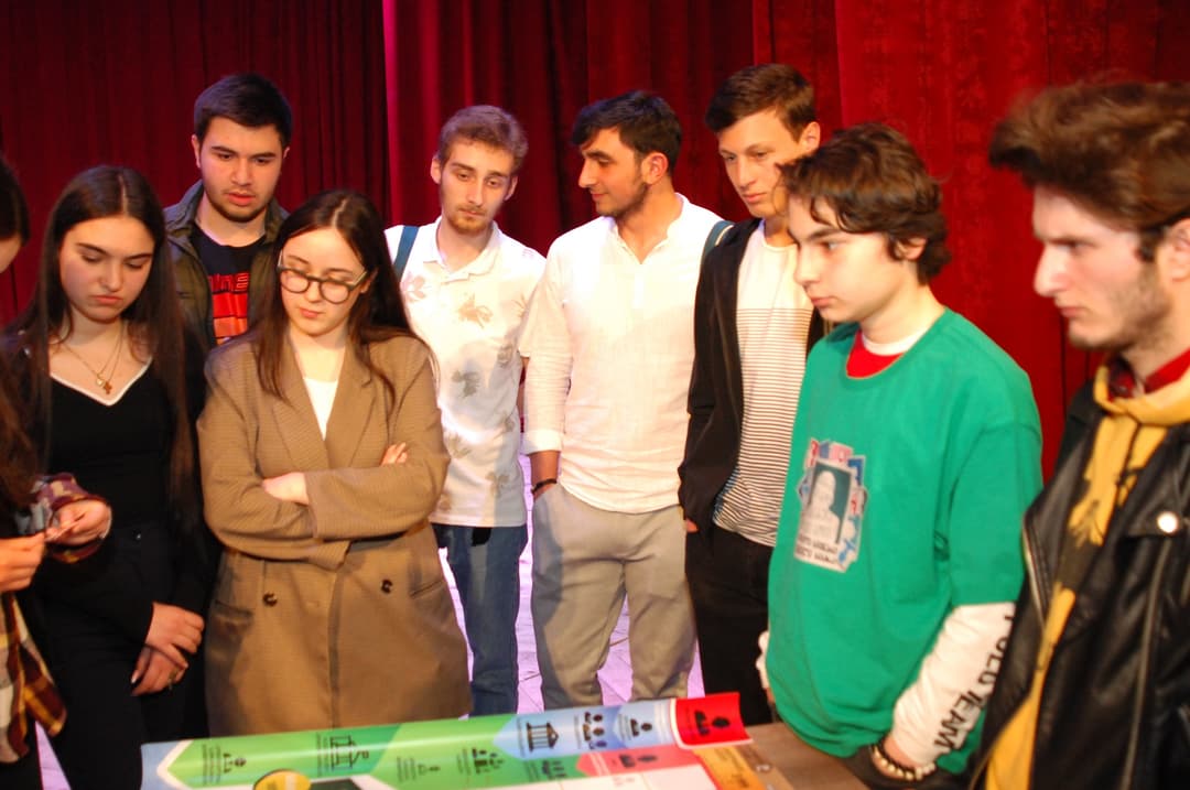 ბორჯომის მუნიციპალიტეტის მერიამ ფორუმთეატრს – “შეცვალე სცენარი, შეასრულე შენი როლი” უმასპინძლა