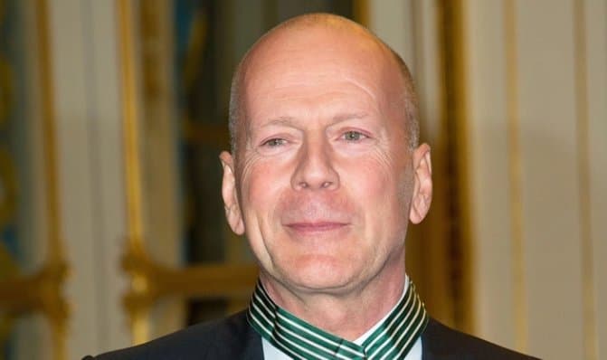 ბრიუს უილისი აფაზიის დიაგნოზის გამო კინოდან მიდის