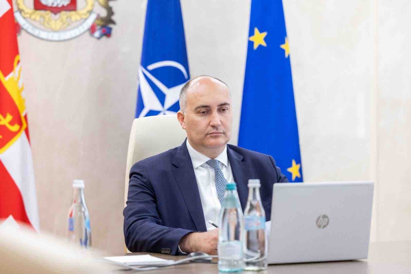 Frontnews image description