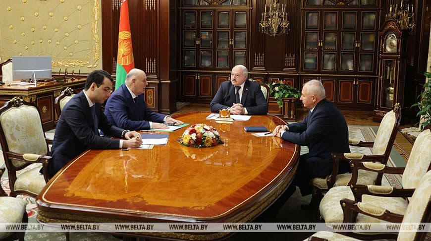 ლუკაშენკო – ჩვენ არ ვართ გიგანტური სახელმწიფოები, რომ გავიყოთ, ამ რთულ პერიოდში უფრო ახლოს უნდა ვიყოთ ერთმანეთთან, თბილისიც, სოხუმიც, მინსკიც