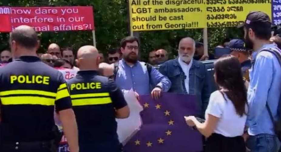 Police arrest far-right activists after tearing EU flag at Lithuanian embassy in Tbilisi