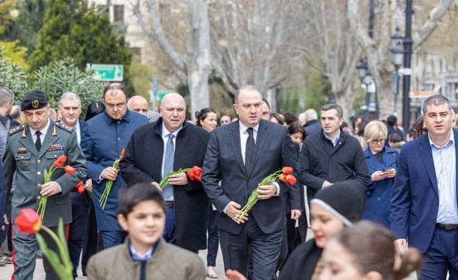 ირაკლი ჩიქოვანმა 9 აპრილს დაღუპულთა ხსოვნას პატივი მიაგო
