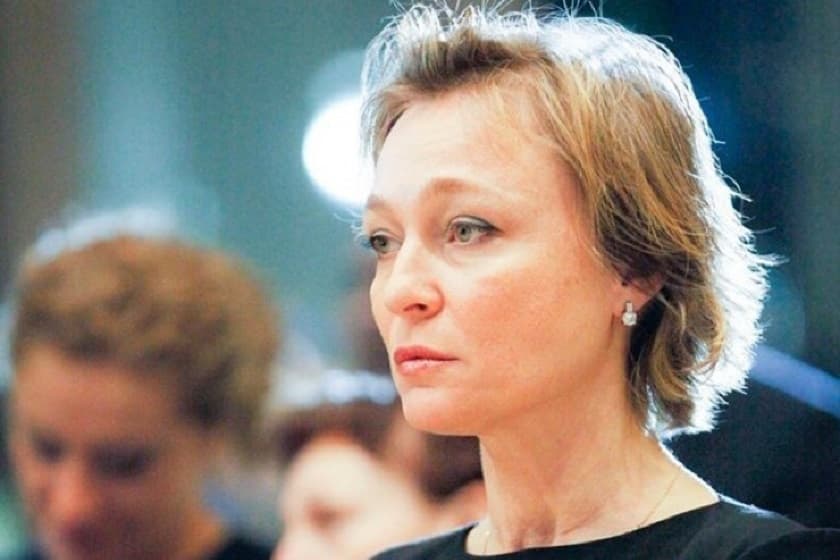 მაკა ჩიჩუა – ვის რაში სჭირდება პრანჭვით რეაბილიტირებული შადრევანი, როდესაც ძირეული საკითხებია მოუგვარებელი