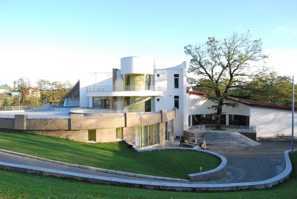 Police prevent opposition activists from rallying in Ivanishvili’s village