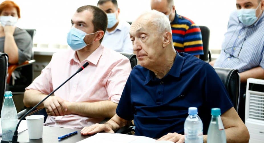 თენგიზ ცერცვაძე – ბინაზე დარჩენილი ავადმყოფების ნაწილი დადიან ქუჩებში, სხდებიან საზოგადოებრივ ტრანსპორტში, კატეგორიულად ვთხოვ ხელისუფლებას, გააკონტროლოს ასეთი ადამიანები