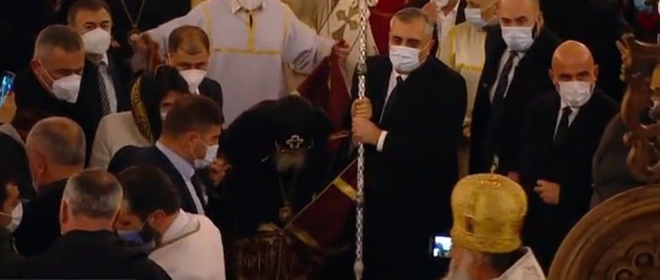 ილია მეორე – გთხოვთ, იცხოვრეთ ერთმანეთისა და სამშობლოსათვის