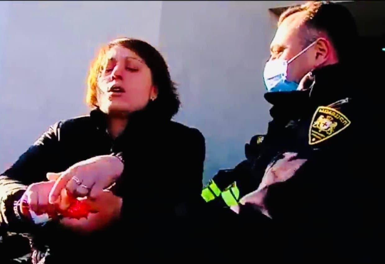 Frontnews image description