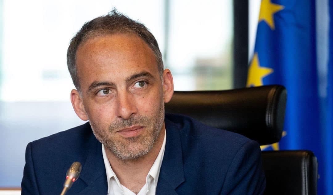 რაფაელ გლუკსმანი – კრემლი რომ არ დამცირებულიყო, შევეგუეთ ჩეჩნების ხოცვა-ჟლეტას, საქართველოს დანგრევას, ალეპოს განადგურებას, ყირიმისა და დონბასის ოკუპაციას