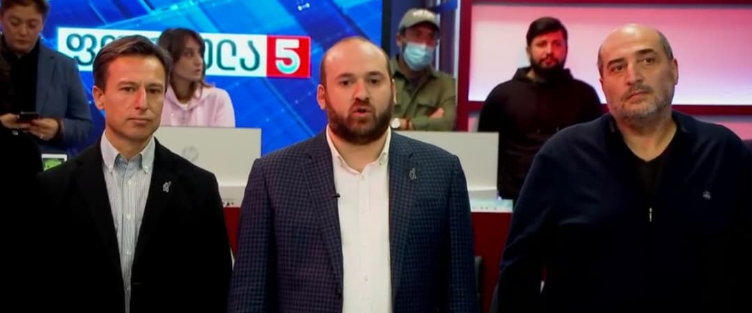 ზუკა გუმბარიძე – განიხილავენ სცენარს, რომ ერთდროულად უნდა მოხდეს სამივე კრიტიკული მედიის მაუწყებლობის შეფერხება