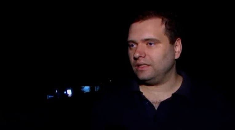 “ანუ არ გვინდა ეს სამი მცირეწლოვანი ბავშვი? დაიღუპონ მანდ? რამე ქენით, ძალიან გთხოვთ, გამოგზავნეთ ერთი ვერტმფრენი მაინც”