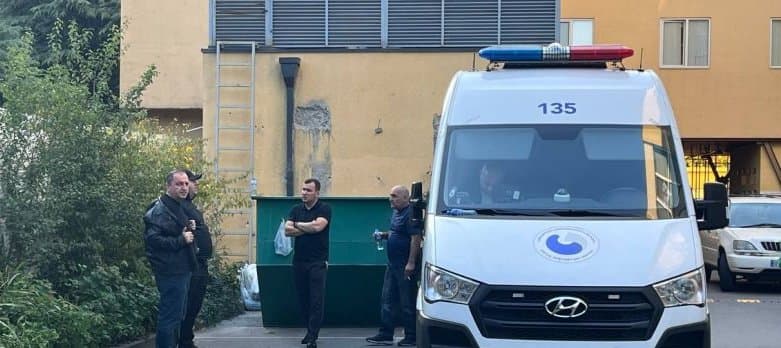 კლინიკიდან პატიმრების გაქცევის საქმეზე კიდევ ერთი ბადრაგი დააკავეს