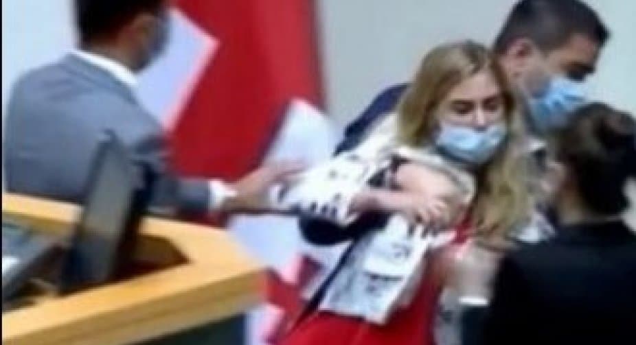 შალვა პაპუაშვილი – ჩემი მხრიდან ეს იყო არათუ ძალადობა, ქალბატონი თინასგან მომდინარე აგრესიის აღკვეთა