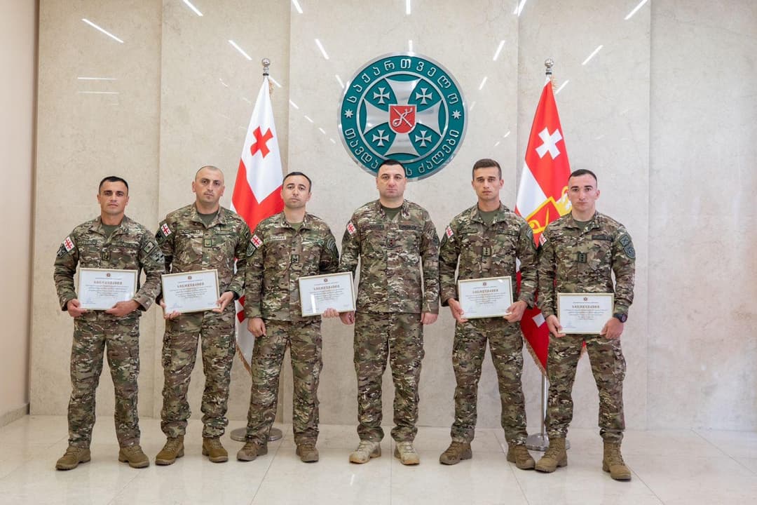 საქართველოს თავდაცვის ძალების მეთაურმა საუკეთესო სამხედროები დააჯილდოვა