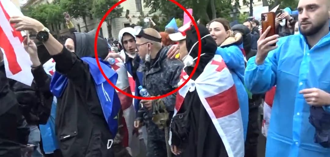 შსს-მ ჯგუფურად ჩადენილი ნივთის დაზიანების ბრალდებით 2 პირი დააკავა