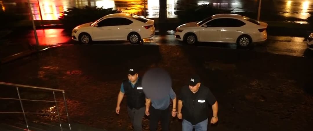 სამი ადამიანის მკვლელობის მცდელობის ფაქტზე წარსულში ნასამართლევი მამაკაცი დააკავეს