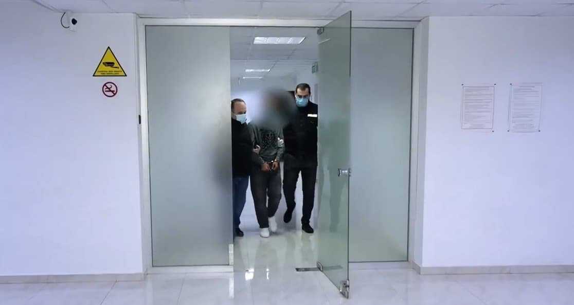 Frontnews image description