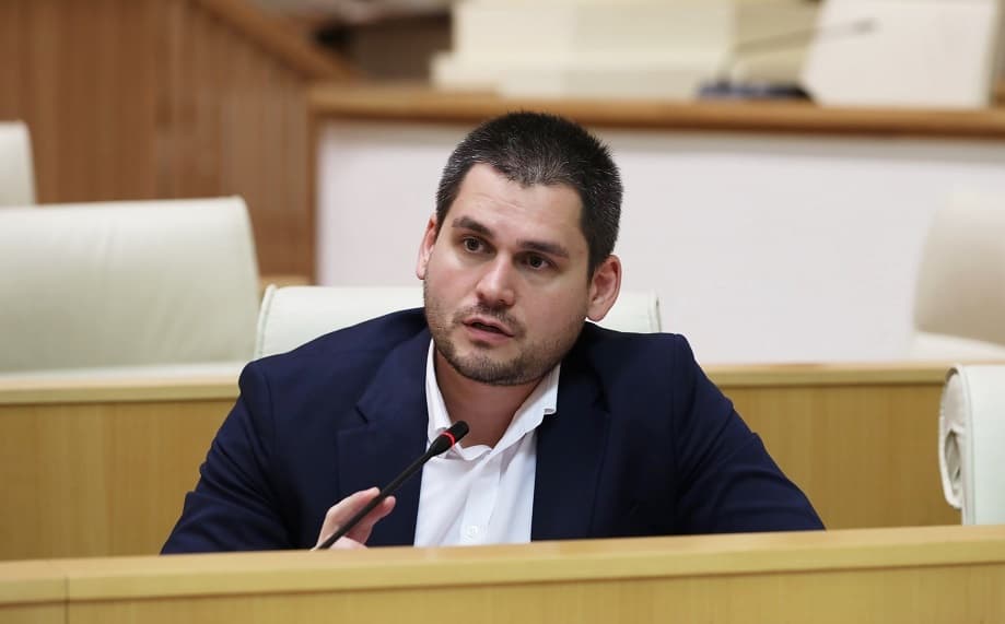 Frontnews image description