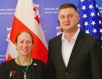 Frontnews image description