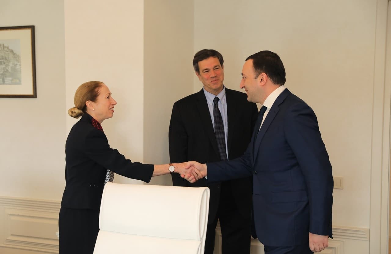 Frontnews image description